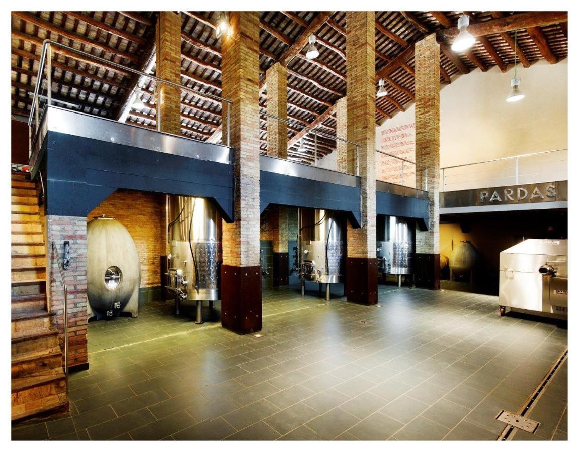 Masia Can Comas Sant Pere de Riudebitlles Exterior photo